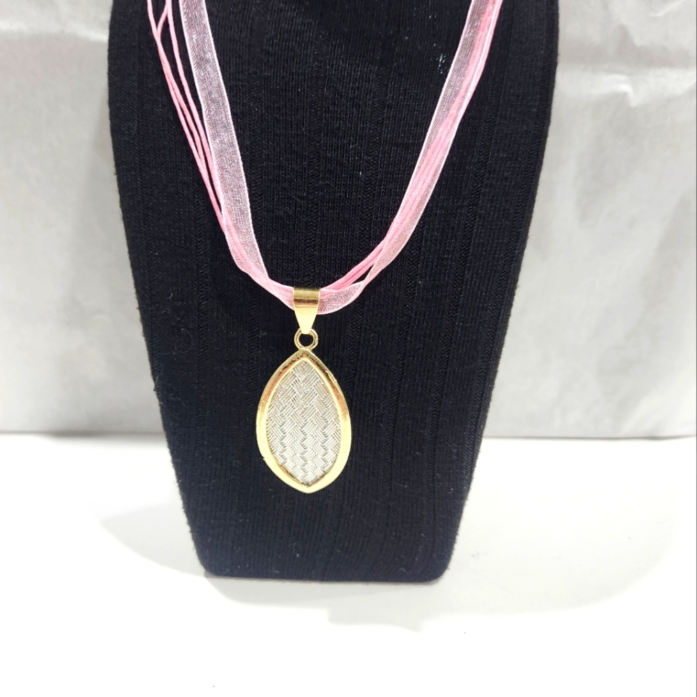 Fashionable Pendant